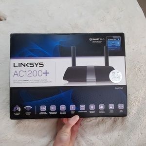 Linksys router BRAND NEW
